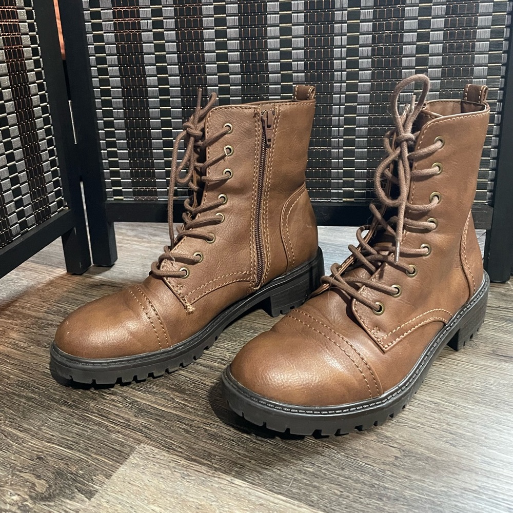 Like-new brown combat boots. Purchased from target and wore once